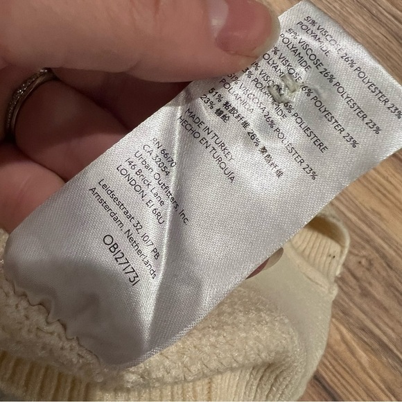 Free People Cropped Denson Cable Sweater Vest - Picture 12 of 12